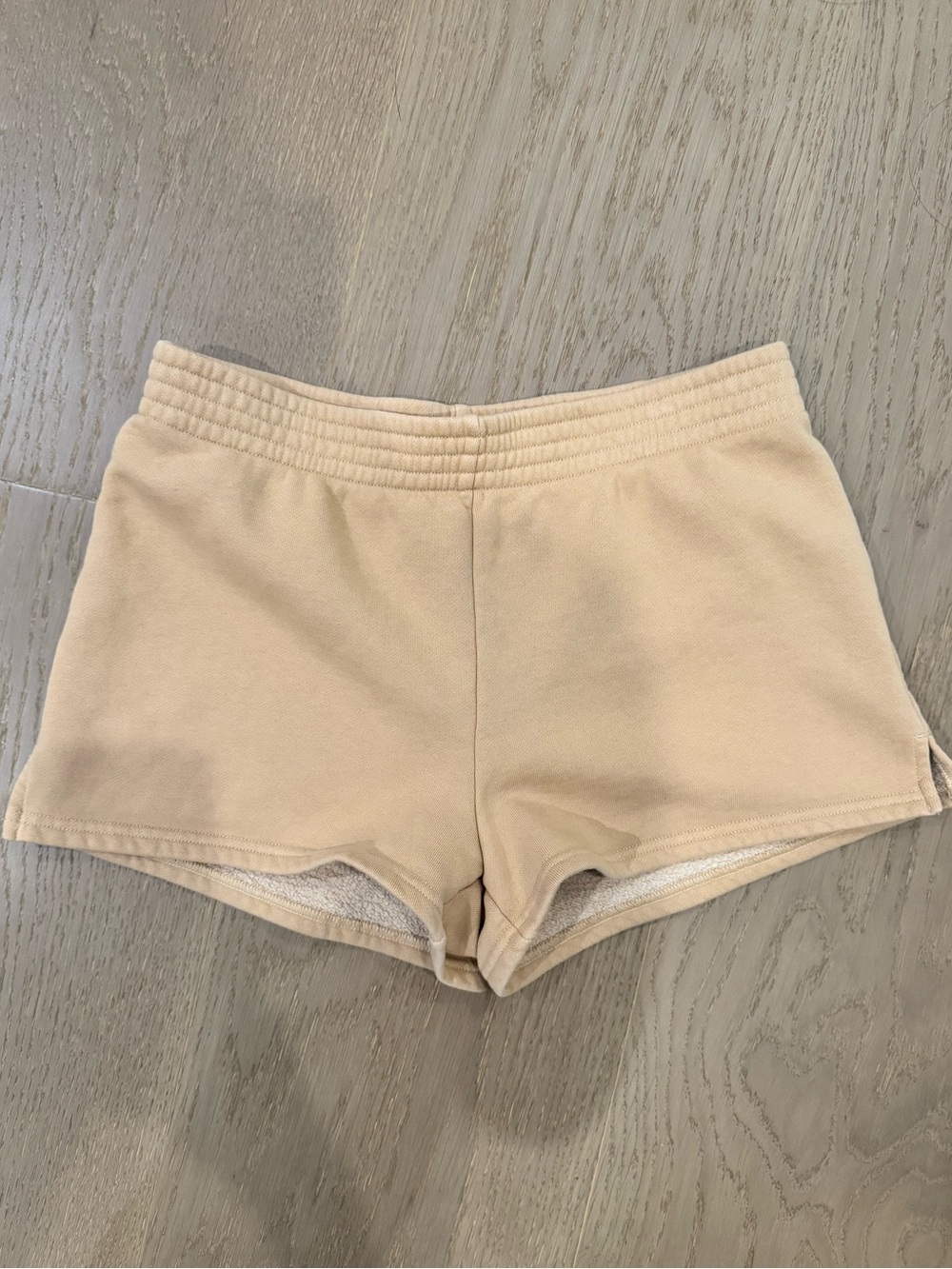 Tna tan cozyAF fleece shorts